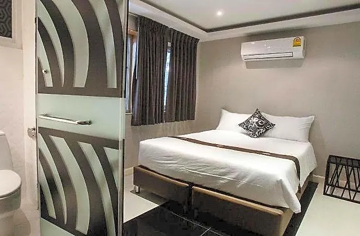 Double Five Ostello Bangkok