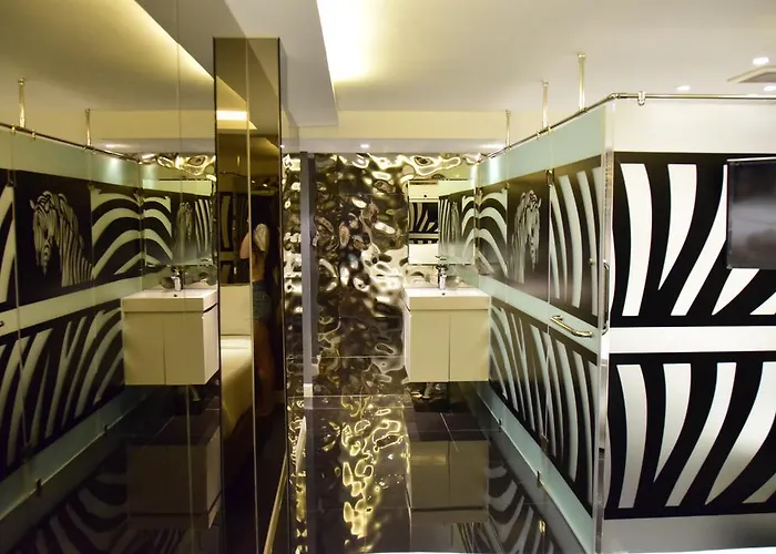 Ostello Double Five Bangkok